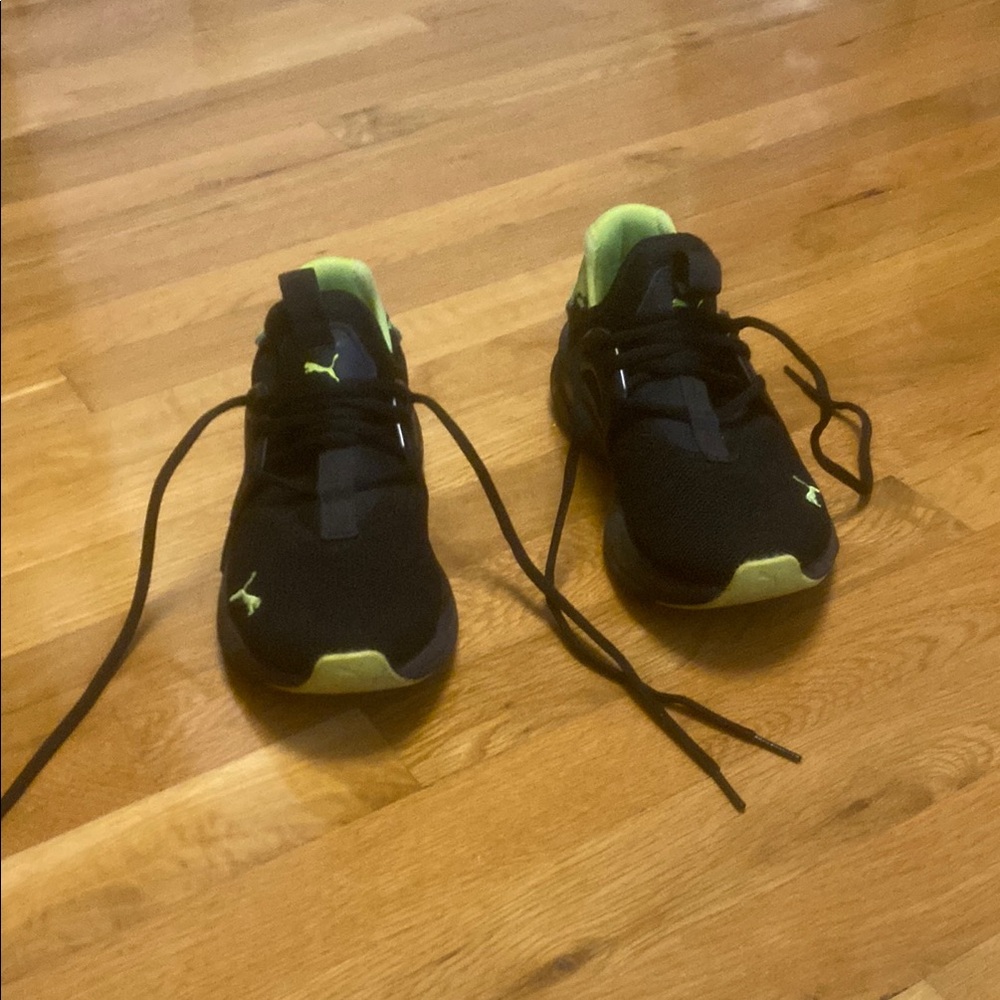 Puma Kids Black and Green Sneakers